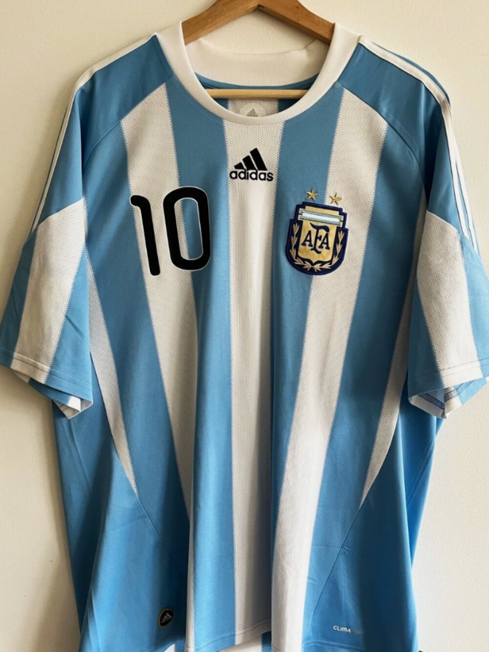 Argentina 2010 Home Soccer Football Jersey #10 Messi (XL) – New Nameset